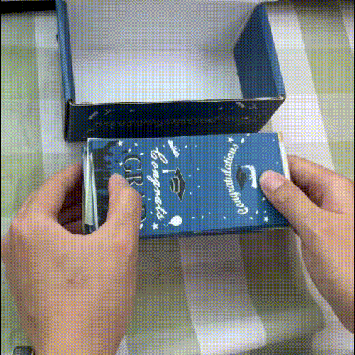 Graduation Pop Up Gift Box